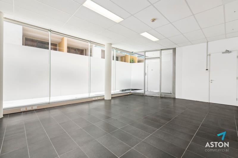 Click to view all images 12 Macquarie Street Prahran VIC 3181 - Image 2