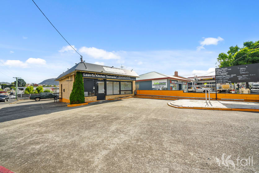 Click to view all images 42 Derwent Park Road Derwent Park TAS 7009 - Image 1