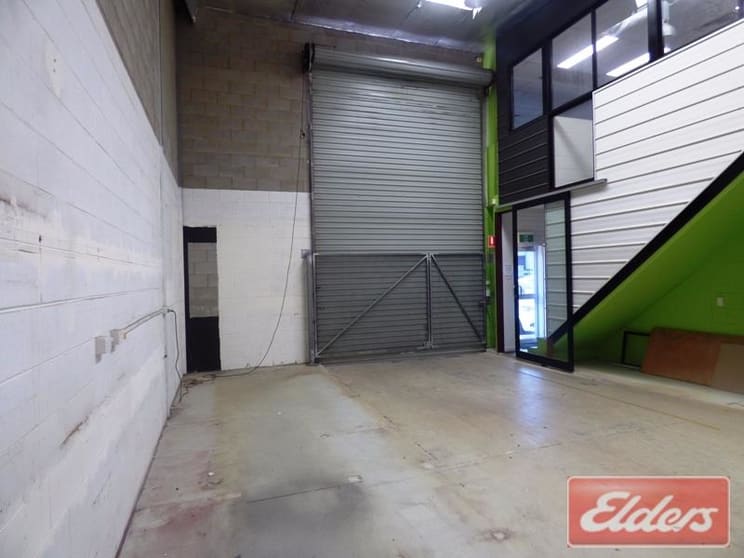 Click to view all images 4/61 Holdsworth Street Coorparoo QLD 4151 - Image 2