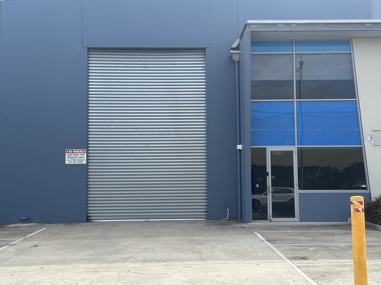 Click to view all images 3/216 Blackshaws Road Altona North VIC 3025 - Image 2
