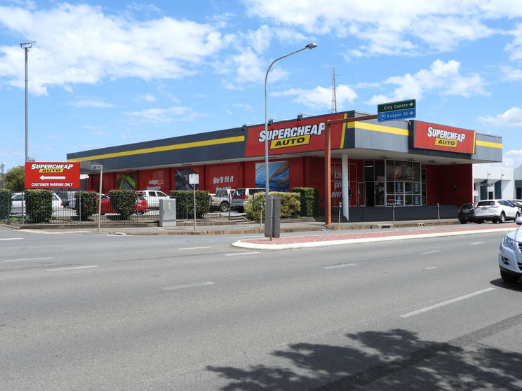 Click to view all images 160 Herries Street Toowoomba QLD 4350 - Image 1