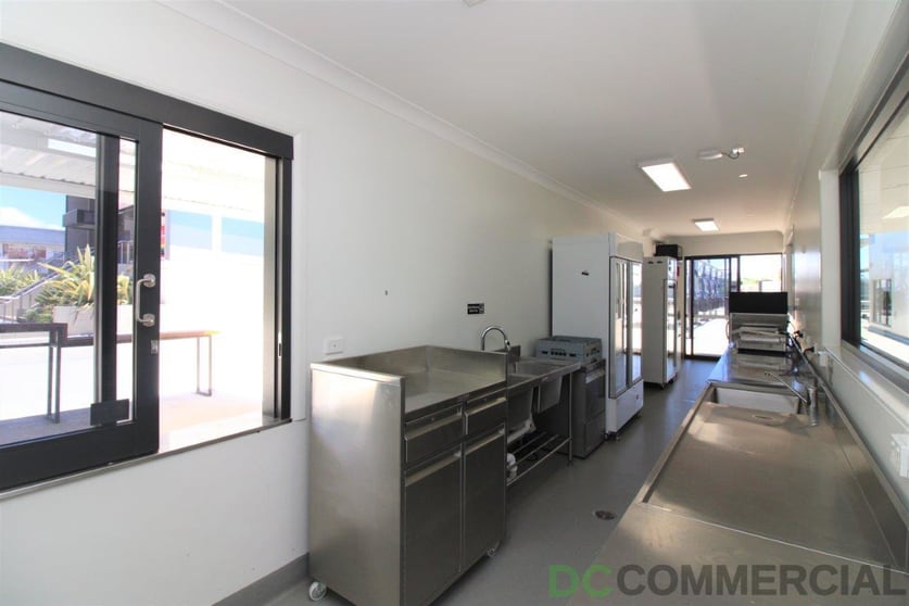 Click to view all images 2/249 James Street Toowoomba City QLD 4350 - Image 2