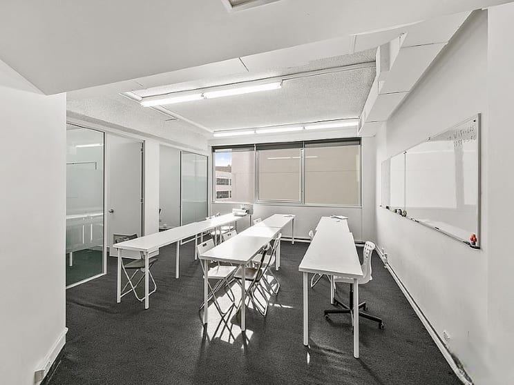Click to view all images 412/410 Elizabeth Street Surry Hills NSW 2010 - Image 2