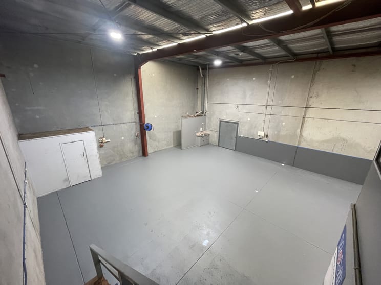 Click to view all images 2/5 Lear Jet Drive Caboolture QLD 4510 - Image 3
