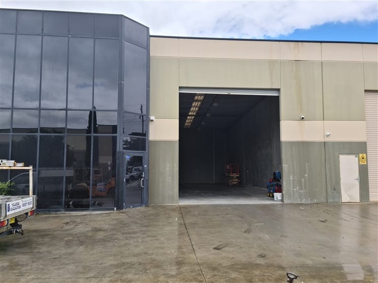 Click to view all images 4/101 Railway Road North Mulgrave NSW 2756 - Image 3