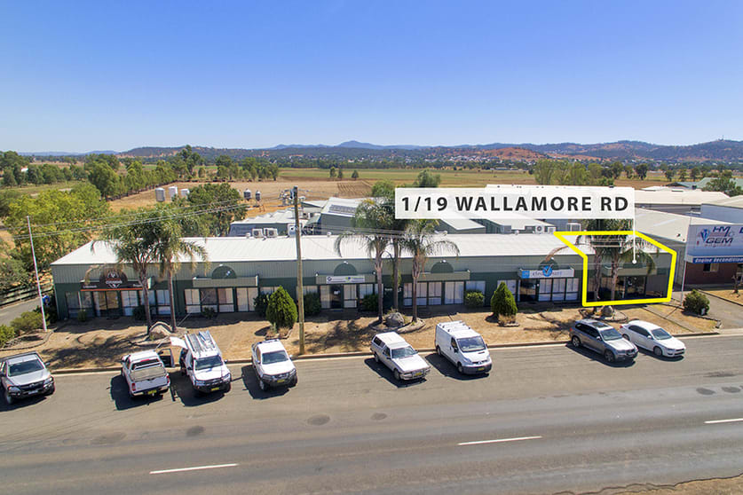 Click to view all images 1/19 Wallamore Road Tamworth NSW 2340 - Image 1