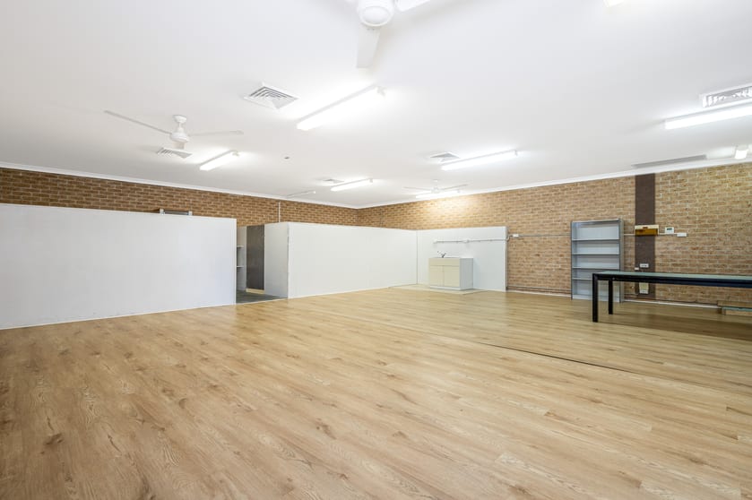 Click to view all images Suite 8/67 Jacaranda Avenue Bradbury NSW 2560 - Image 3