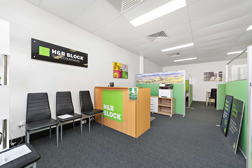 Click to view all images Shop 3 / 151 Tongarra Road Albion Park NSW 2527 - Image 2