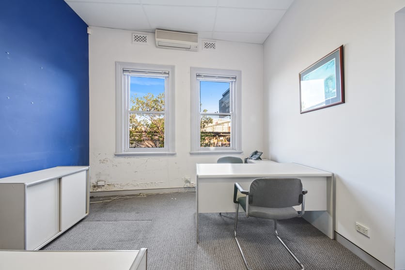 3/4 Brown Street Ashfield NSW 2131 - Image 2