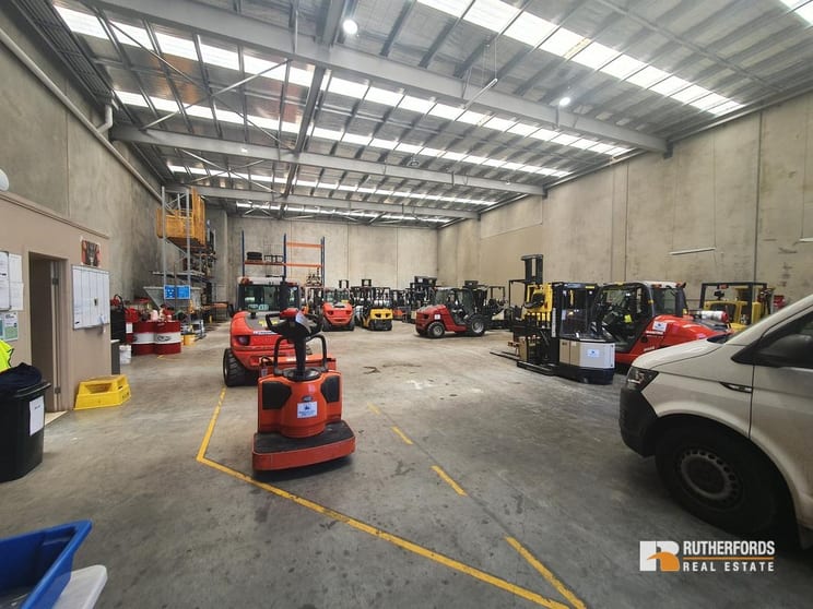 90 Proximity Drive Sunshine West VIC 3020 - Image 2