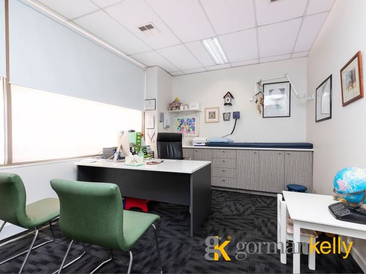 Click to view all images Suite 2/321 Camberwell Road Camberwell VIC 3124 - Image 3