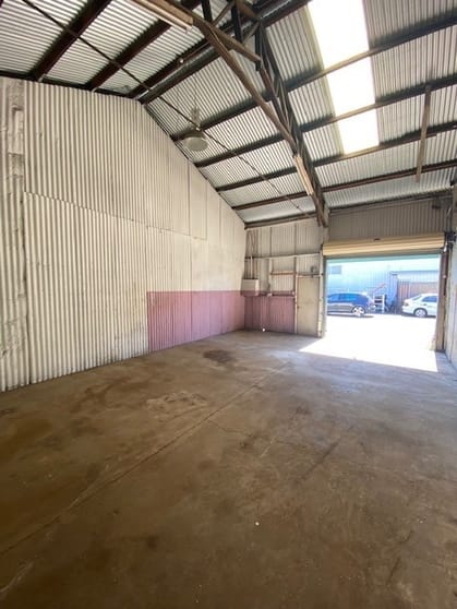 Click to view all images 4/212 Shellharbour Road Warrawong NSW 2502 - Image 2
