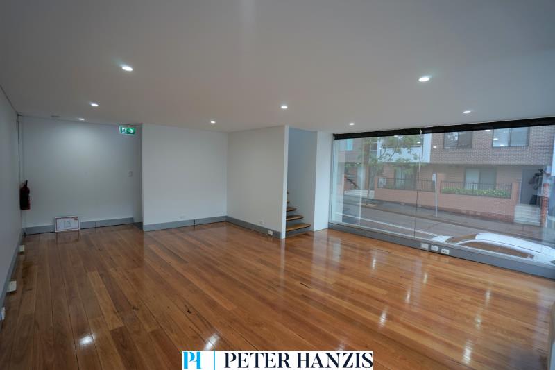 Click to view all images ARCHITECTURALLY DESIGNED/27 Pyrmont Street Pyrmont NSW 2009 - Image 1