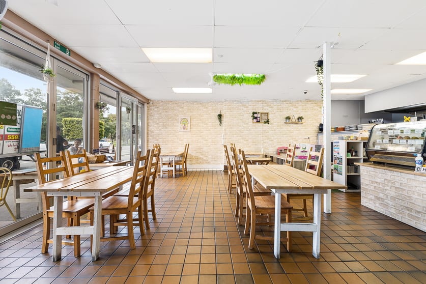 Click to view all images 1/19 Alicia Street Southport QLD 4215 - Image 2
