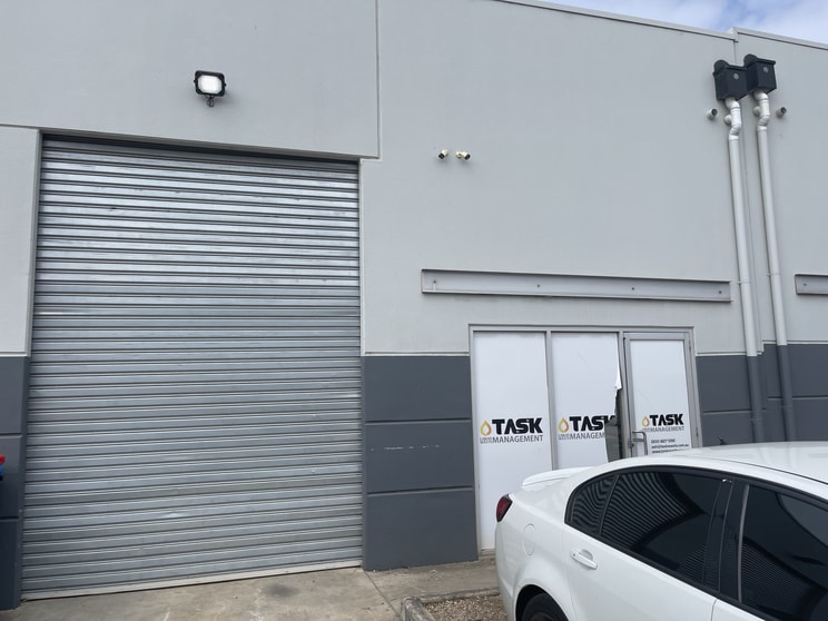 Click to view all images Unit/19/20-22 Thornycroft Street Campbellfield VIC 3061 - Image 1