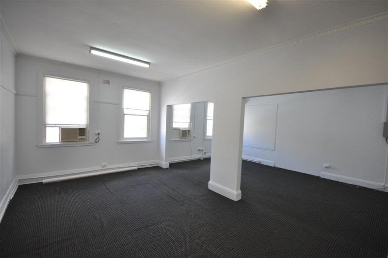 Click to view all images 71a Macquarie Street Parramatta NSW 2150 - Image 2