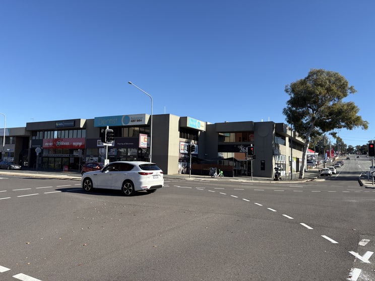 Click to view all images 59 Lathlain Street Belconnen ACT 2617 - Image 1