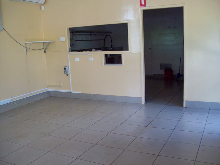 Click to view all images 246 Warwick Road Churchill QLD 4305 - Image 3