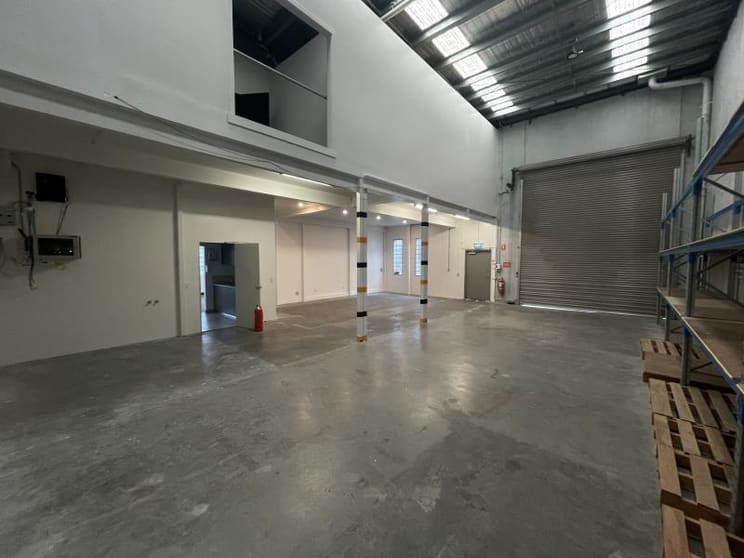 Unit 12/12-41 Sabre Drive Port Melbourne VIC 3207 - Image 2