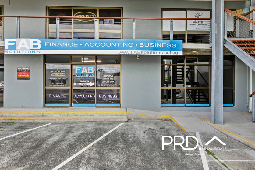 Click to view all images Unit 2 & 3/56 Torquay Road Pialba QLD 4655 - Image 3