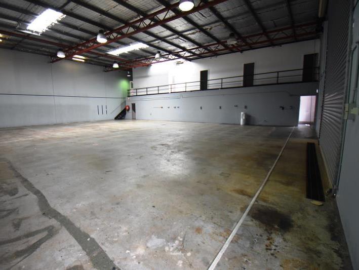 Click to view all images Unit 3F/45 Fitzroy Street Carrington NSW 2294 - Image 2