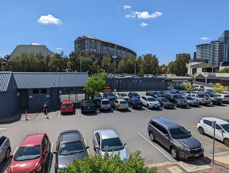 Click to view all images 1/21 Benjamin Way Belconnen ACT 2617 - Image 3