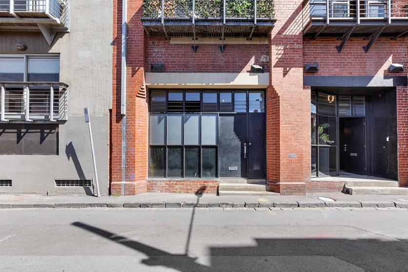 Click to view all images 10 Anchor Place Prahran VIC 3181 - Image 2