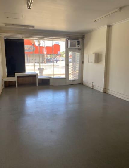 Click to view all images 65 Hannan Street Kalgoorlie WA 6430 - Image 3