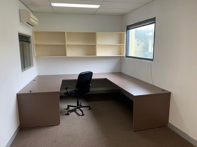 Click to view all images 11/9 Meadow Way Banksmeadow NSW 2019 - Image 3
