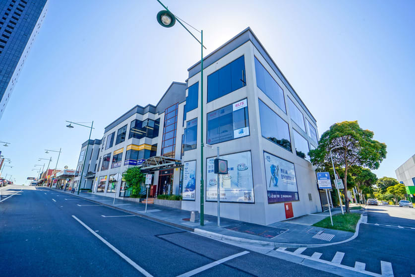 Click to view all images Unit 11/532 Station Street Box Hill VIC 3128 - Image 1
