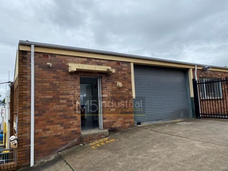 Click to view all images 55C Planthurst Road Carlton NSW 2218 - Image 2