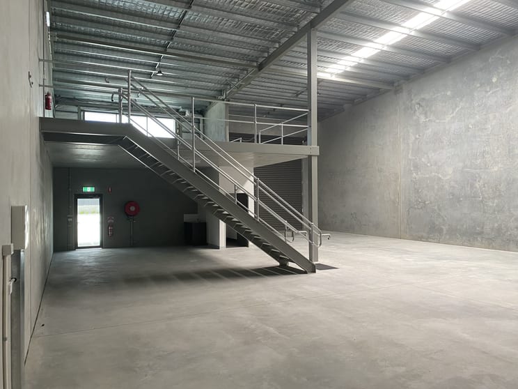 Unit 6/9 Lacy Court Carrara QLD 4211 - Image 3