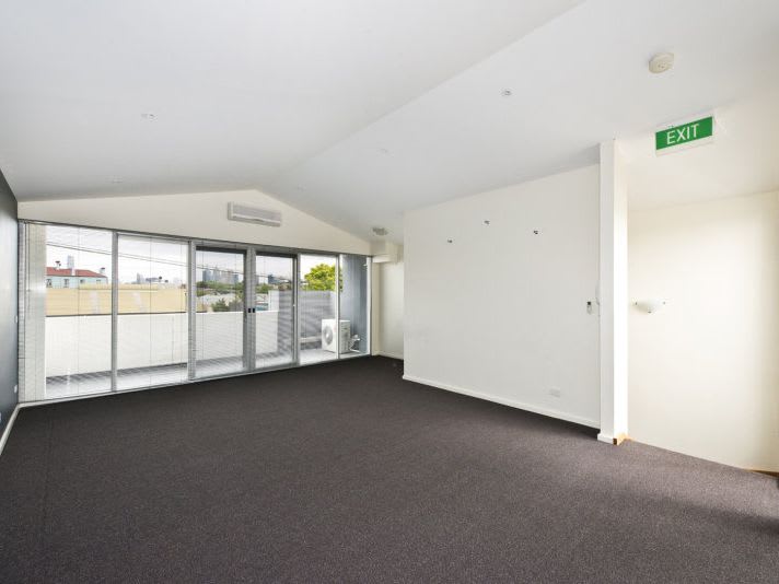 Click to view all images 2/175 Lord Street Richmond VIC 3121 - Image 2