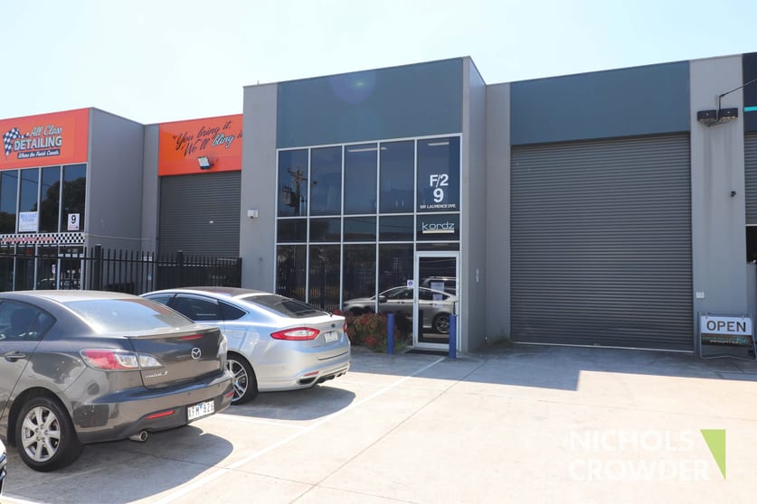 Click to view all images 9A Sir Laurence Drive Seaford VIC 3198 - Image 1
