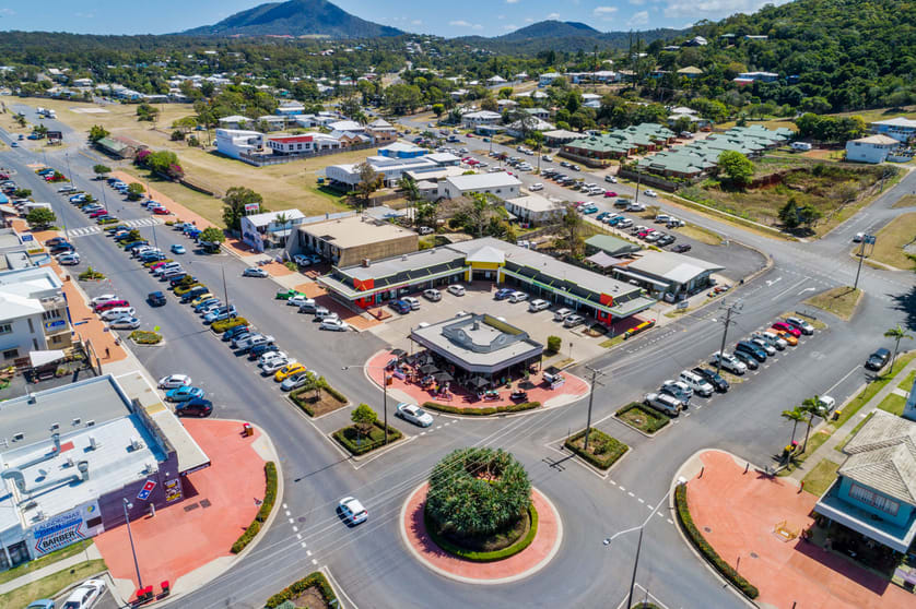 Click to view all images shop 6/15 James Street Yeppoon QLD 4703 - Image 2