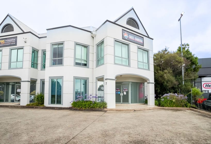 Click to view all images 7A/3 Packard Avenue Castle Hill NSW 2154 - Image 1
