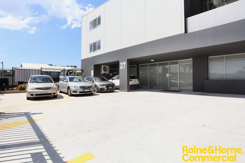 Click to view all images 27/22 Anzac Street Greenacre NSW 2190 - Image 3