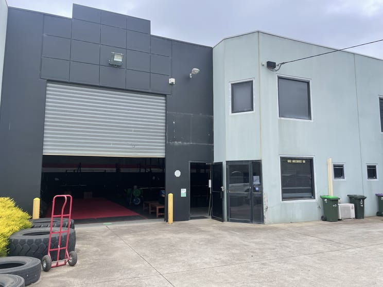 Click to view all images 13b Orange Street Williamstown VIC 3016 - Image 2