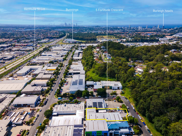 5 Fortitude Crescent Burleigh Heads QLD 4220 - Image 1