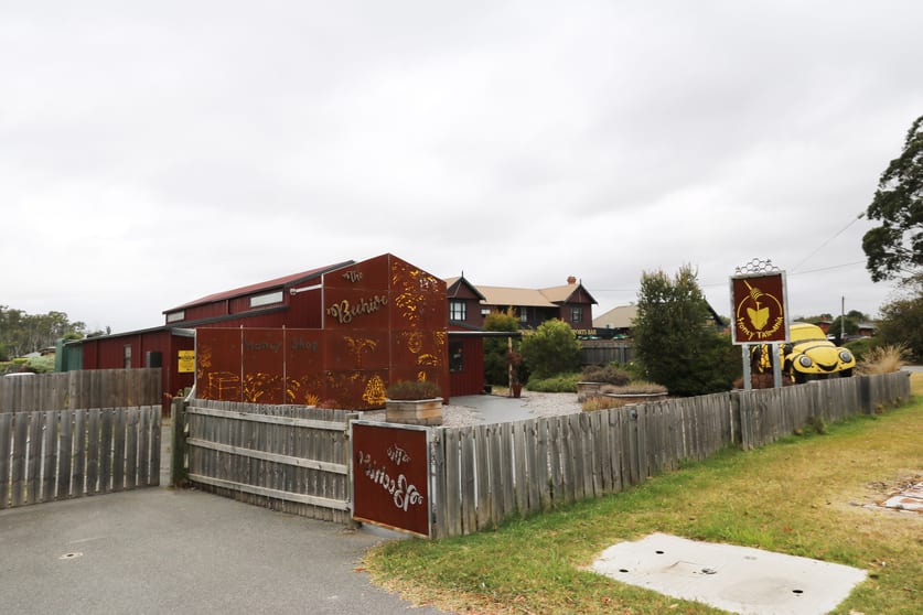 Click to view all images 124 Main Road Exeter TAS 7275 - Image 2