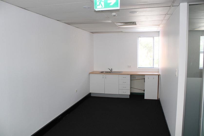 Click to view all images Suite 9/20 President Ave Caringbah NSW 2229 - Image 3