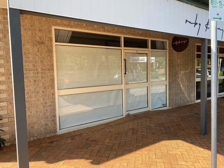 Click to view all images 2/354 Main Road Wellington Point QLD 4160 - Image 2