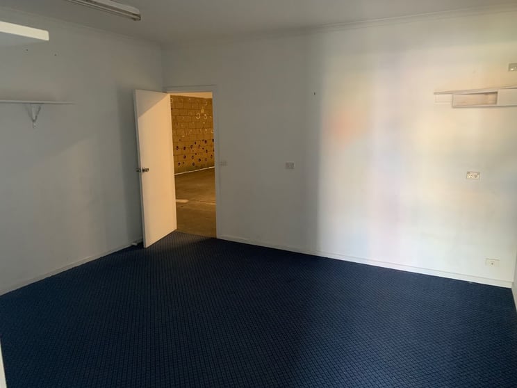 Click to view all images 16 Tenth Street Mildura VIC 3500 - Image 3