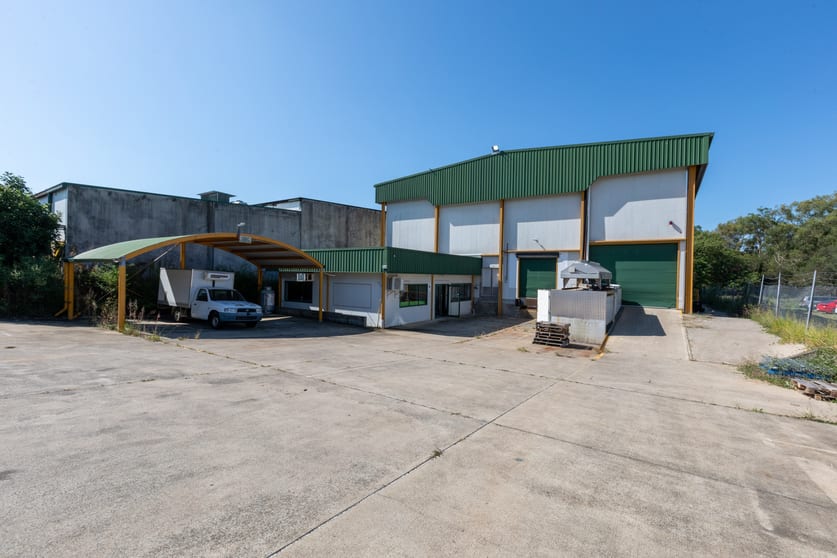 Click to view all images 8 Industry Place Capalaba QLD 4157 - Image 1