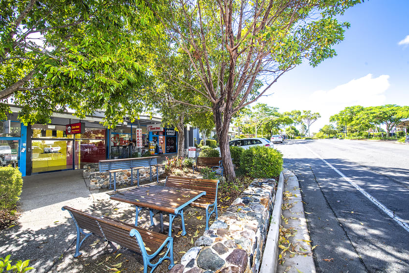 Click to view all images Shop 5/10 Memorial Avenue Tewantin QLD 4565 - Image 2