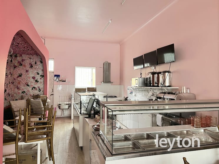 Click to view all images 4A Windsor Avenue Springvale VIC 3171 - Image 2