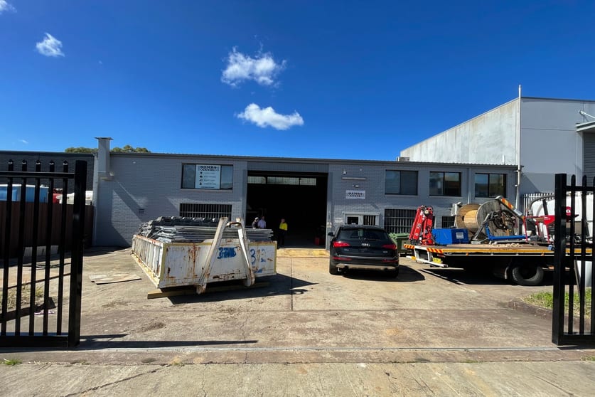 Click to view all images 1 Watson Road Padstow NSW 2211 - Image 2