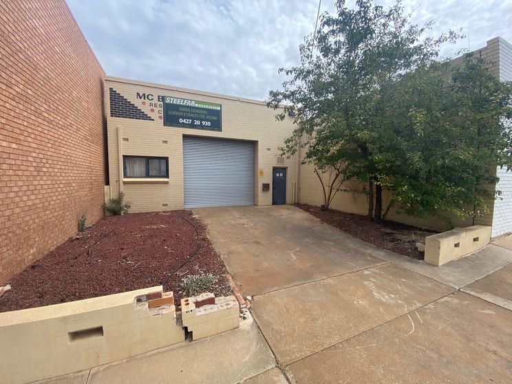 Click to view all images 65 Ninth Street Mildura VIC 3500 - Image 2