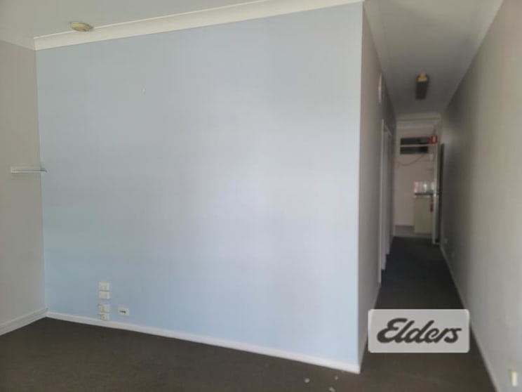 Click to view all images 3/582 Logan Road Greenslopes QLD 4120 - Image 3