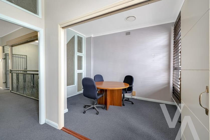 Click to view all images Level 2/494-496 Hunter Street Newcastle NSW 2300 - Image 3